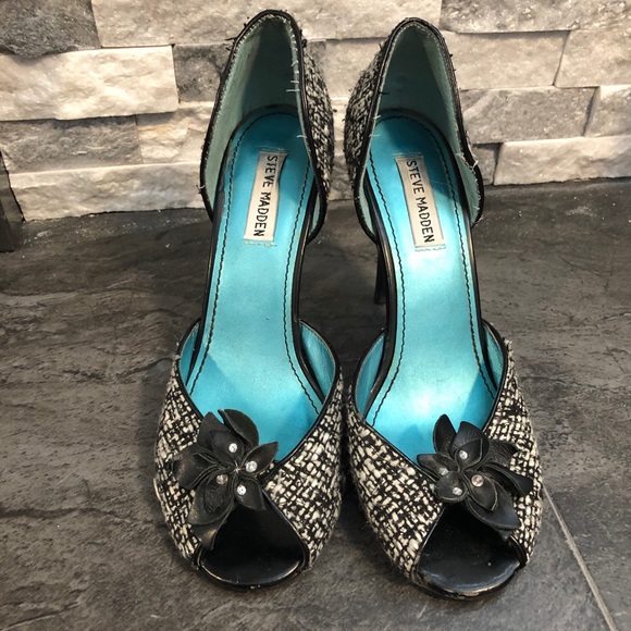Steve Madden Shoes - Vintage Steve Madden Tweed peep toe heels